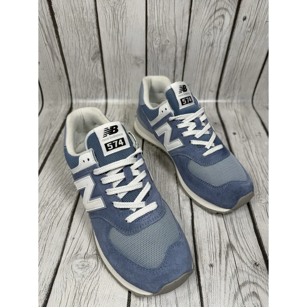 New Balance 574 Carolina Blue White U574FDG Men's Size 9.5 / Women's 11